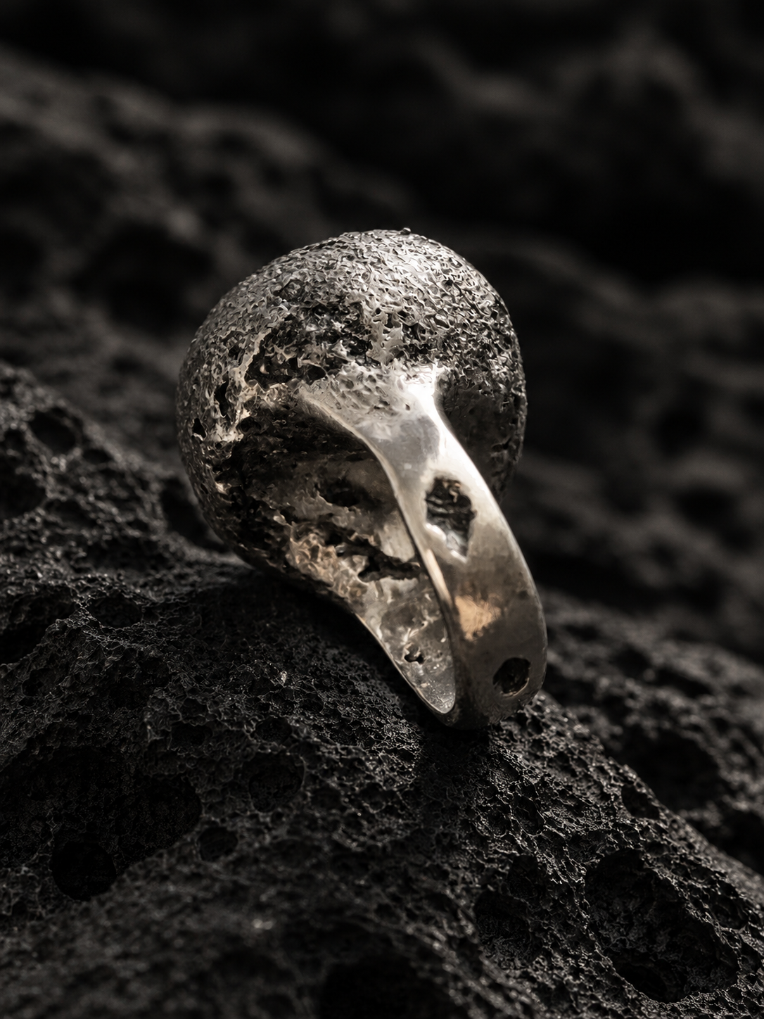 KUENCO ring back view
